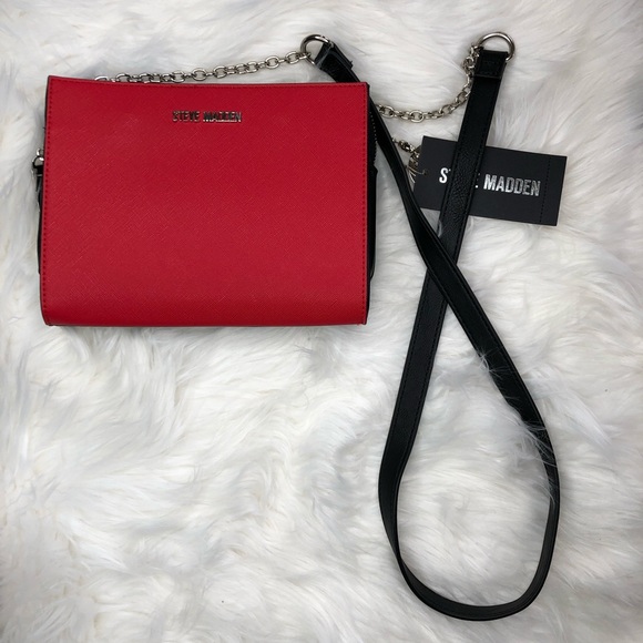 Red Steven Madden cross body purse - Picture 2 of 6